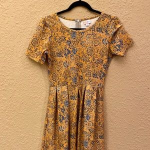LuLaRoe Amelia